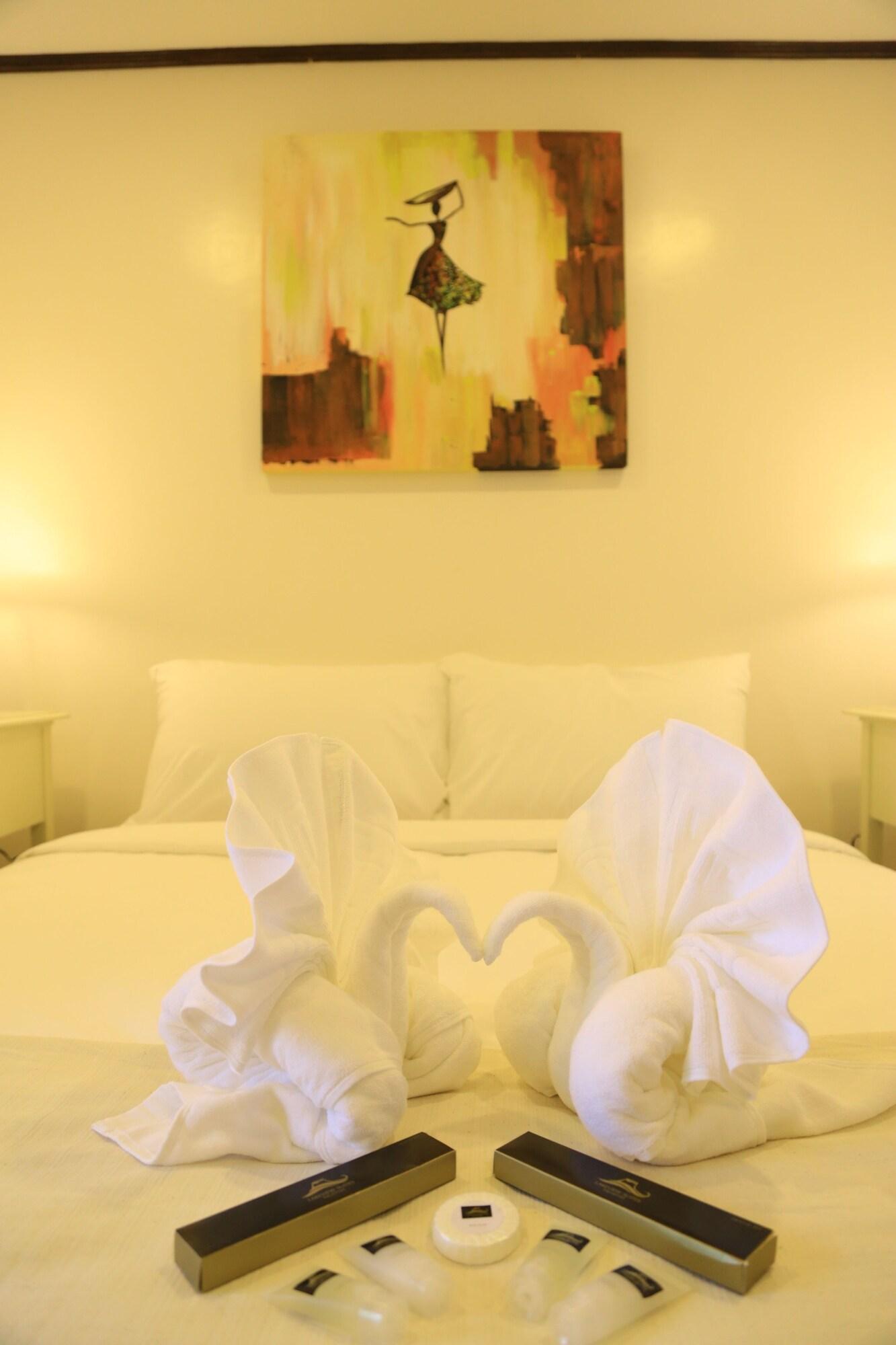 The Lakeview Suites Tagaytay City Exterior photo